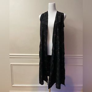 LuLaRoe Womens Black Printed Joy Sleeveless Duster Vest Size XS